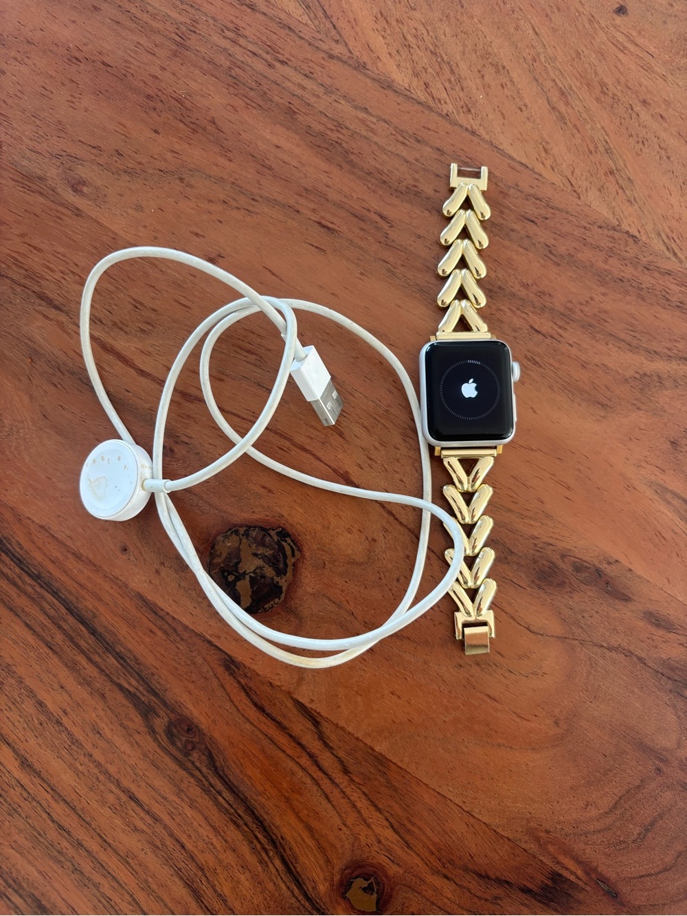 Apple 3 Series Watch with Gold Link Bracelet and Charger - Gold